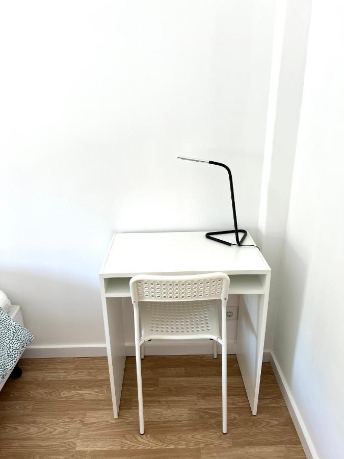Almada Big Flat Next To Lisbon And Caparica Beach מראה חיצוני תמונה
