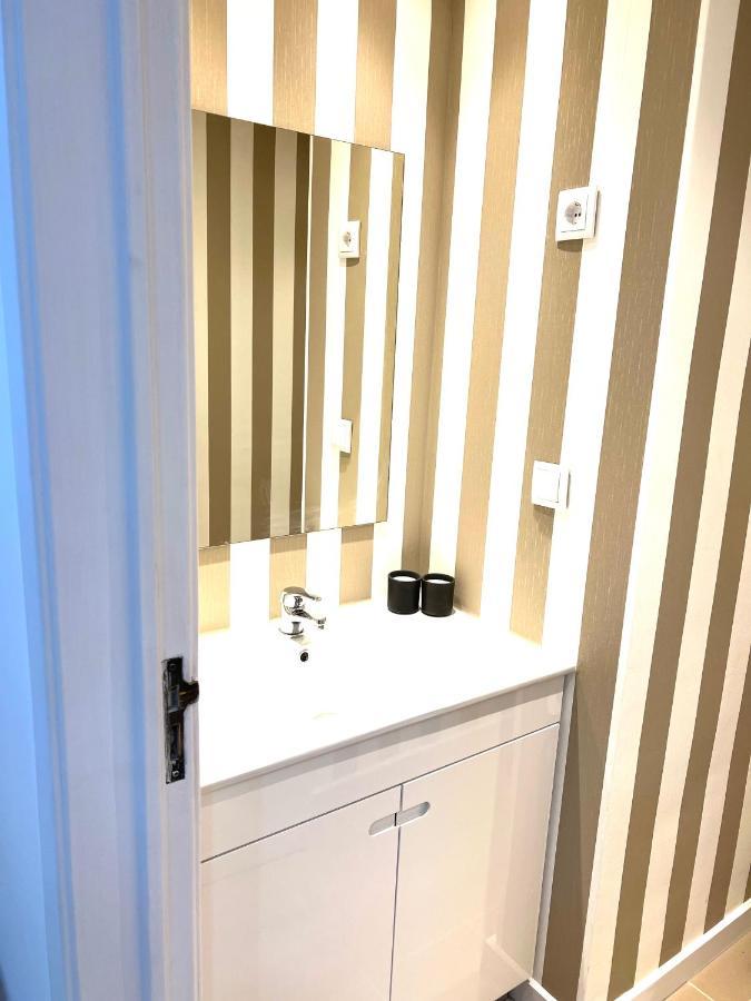 Almada Big Flat Next To Lisbon And Caparica Beach מראה חיצוני תמונה
