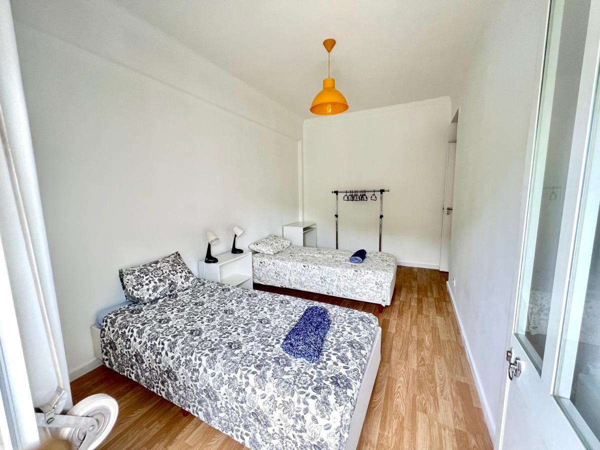 Almada Big Flat Next To Lisbon And Caparica Beach מראה חיצוני תמונה