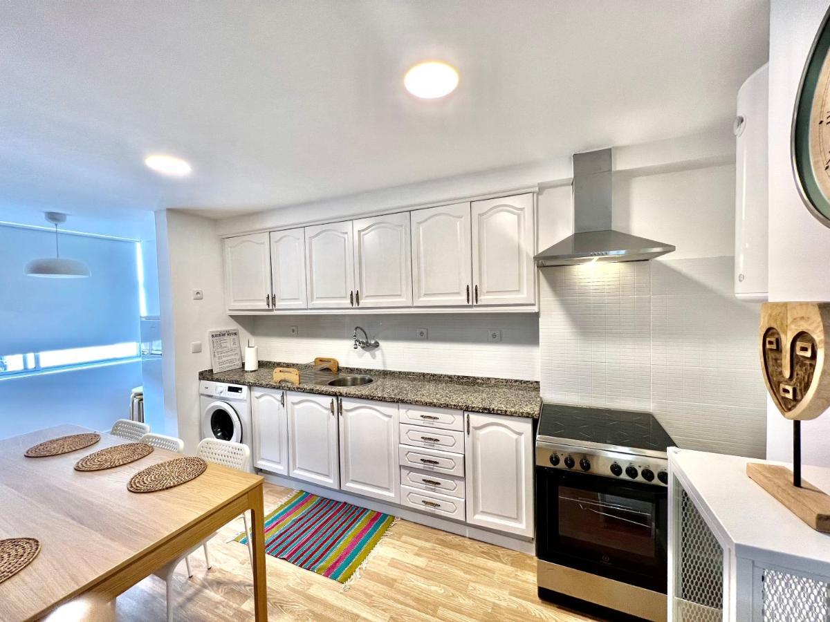 Almada Big Flat Next To Lisbon And Caparica Beach מראה חיצוני תמונה