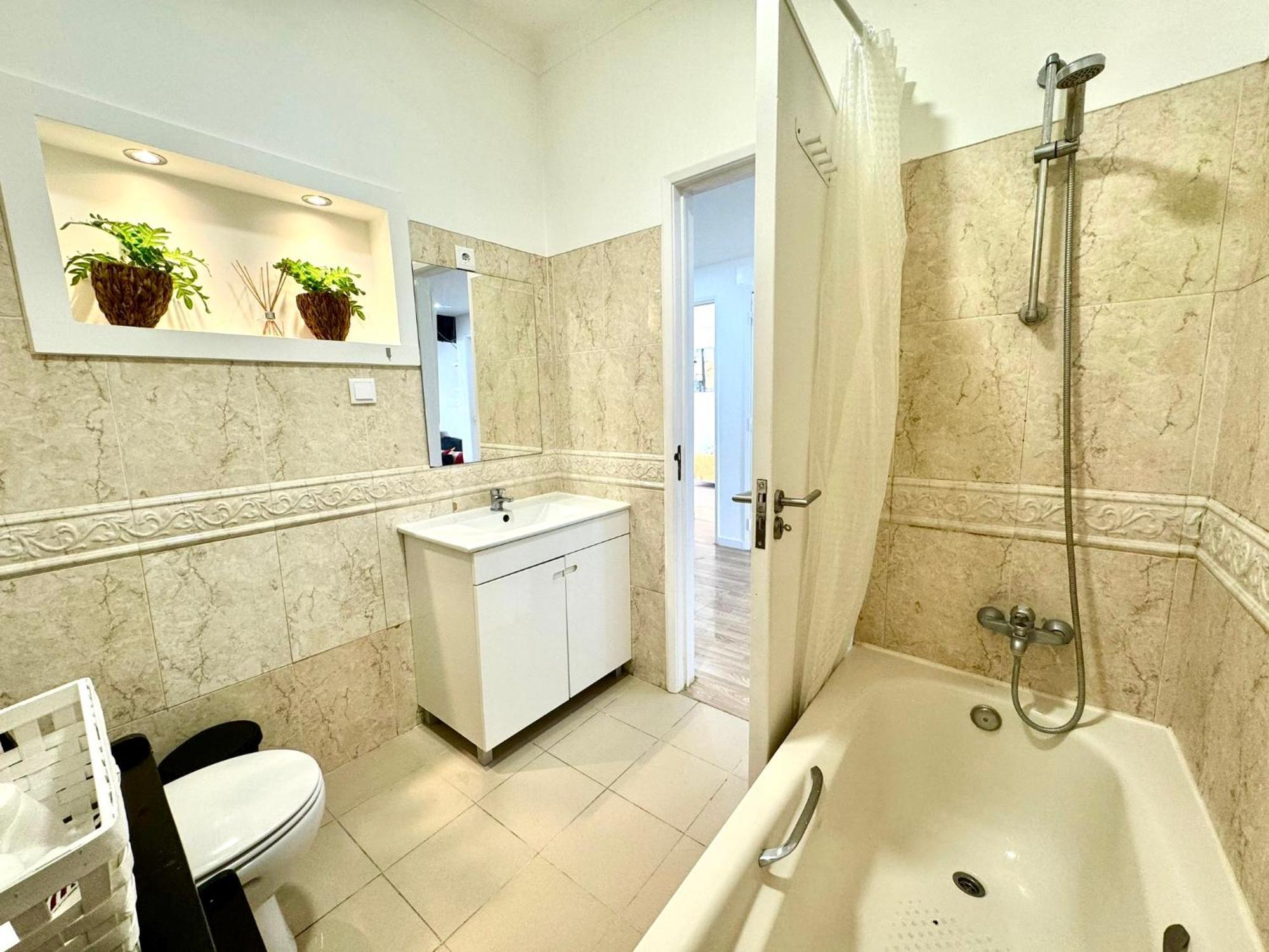 Almada Big Flat Next To Lisbon And Caparica Beach מראה חיצוני תמונה